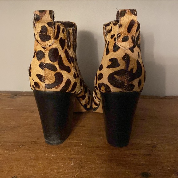 Cheetah Print Ankle Boots - Picture 4 of 5